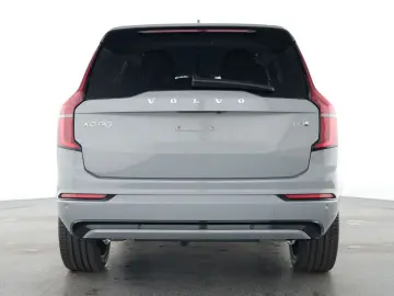 VOLVO XC90 FACELIFT Plus Dark Recharge Plug-In Hybrid
