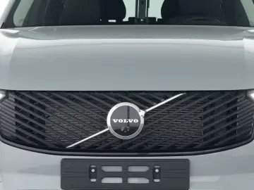 VOLVO XC90 FACELIFT Plus Dark Recharge Plug-In Hybrid
