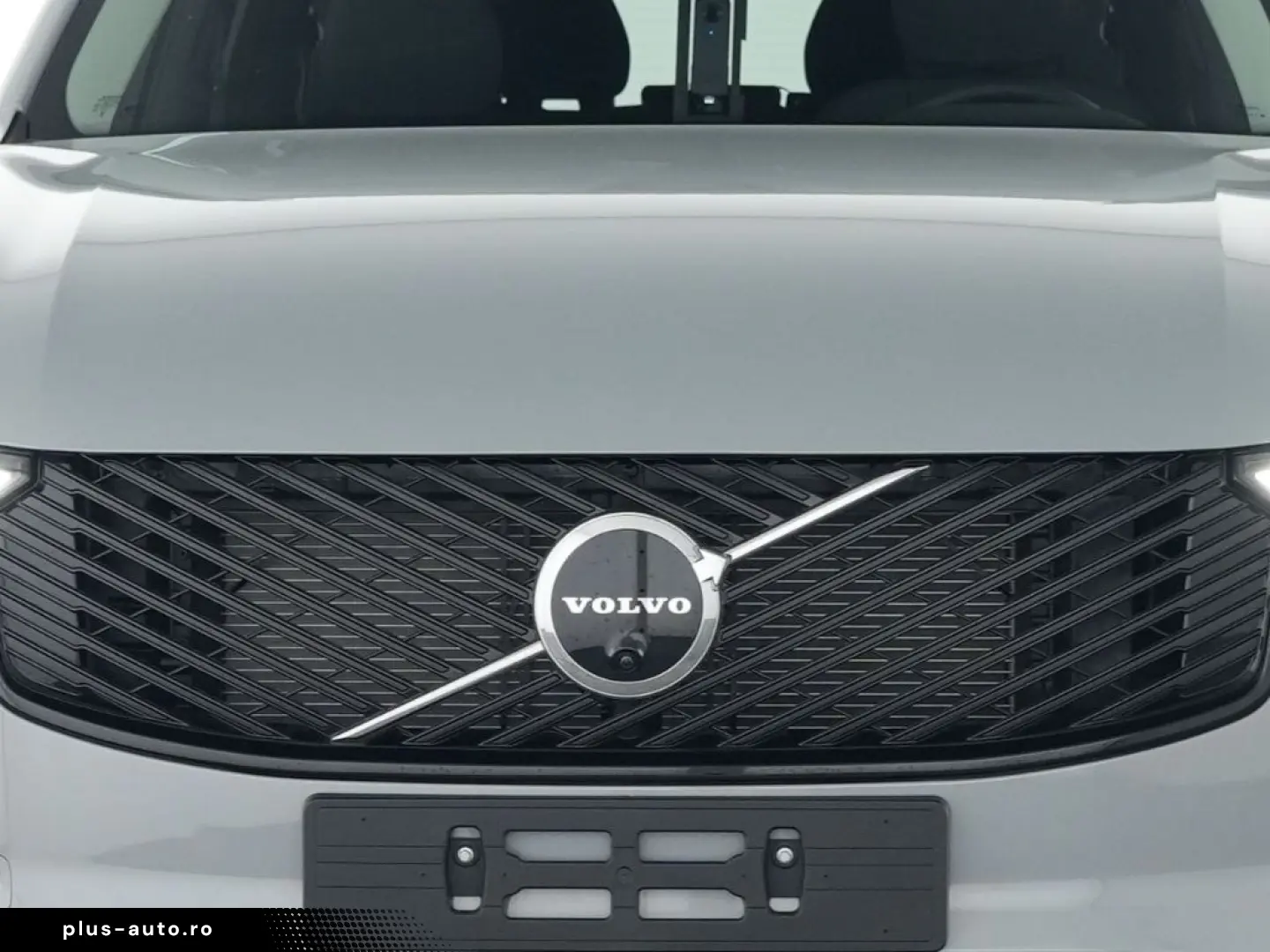 VOLVO XC90 FACELIFT Plus Dark Recharge Plug-In Hybrid