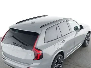VOLVO XC90 FACELIFT Plus Dark Recharge Plug-In Hybrid