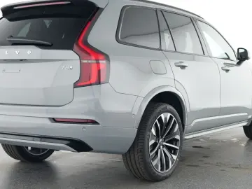 VOLVO XC90 FACELIFT Plus Dark Recharge Plug-In Hybrid