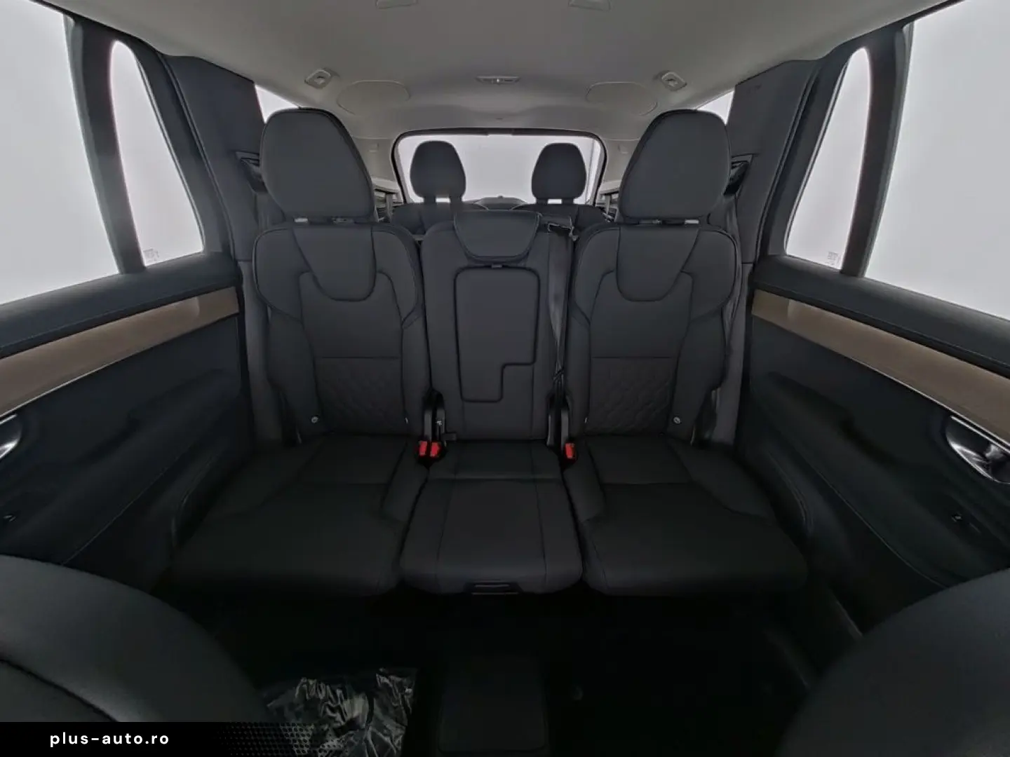 VOLVO XC90 FACELIFT Plus Dark Recharge Plug-In Hybrid