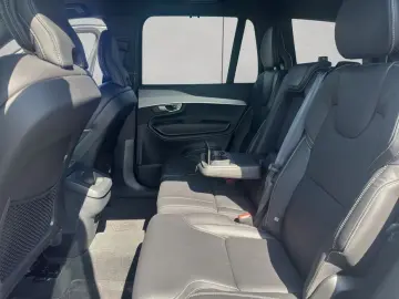 VOLVO XC90 B5 AWD Plus-Bright 7S Nappaleder Licht-Pake
