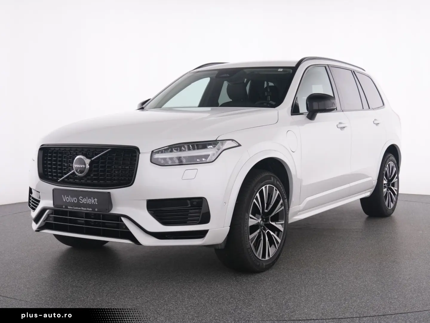 VOLVO XC90 T8 Recharge Plus Dark Plug-In 360  WINTERPA
