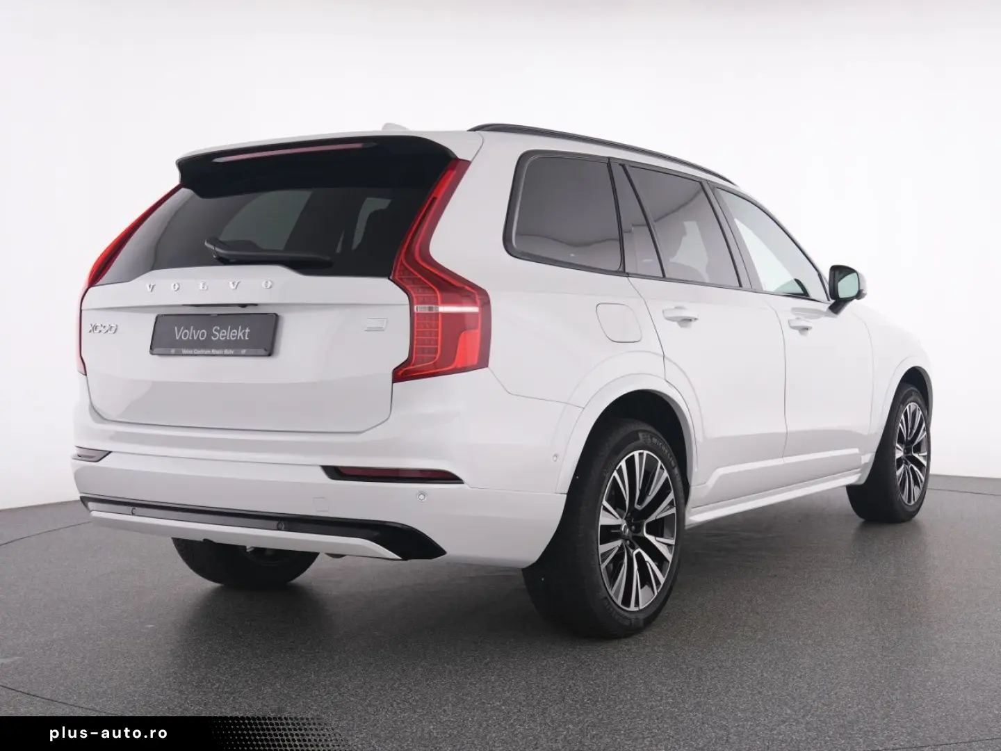 VOLVO XC90 T8 Recharge Plus Dark Plug-In 360  WINTERPA
