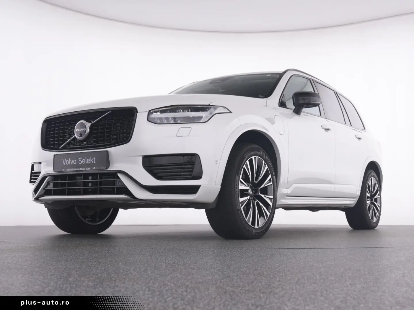 VOLVO XC90 T8 Recharge Plus Dark Plug-In 360  WINTERPA