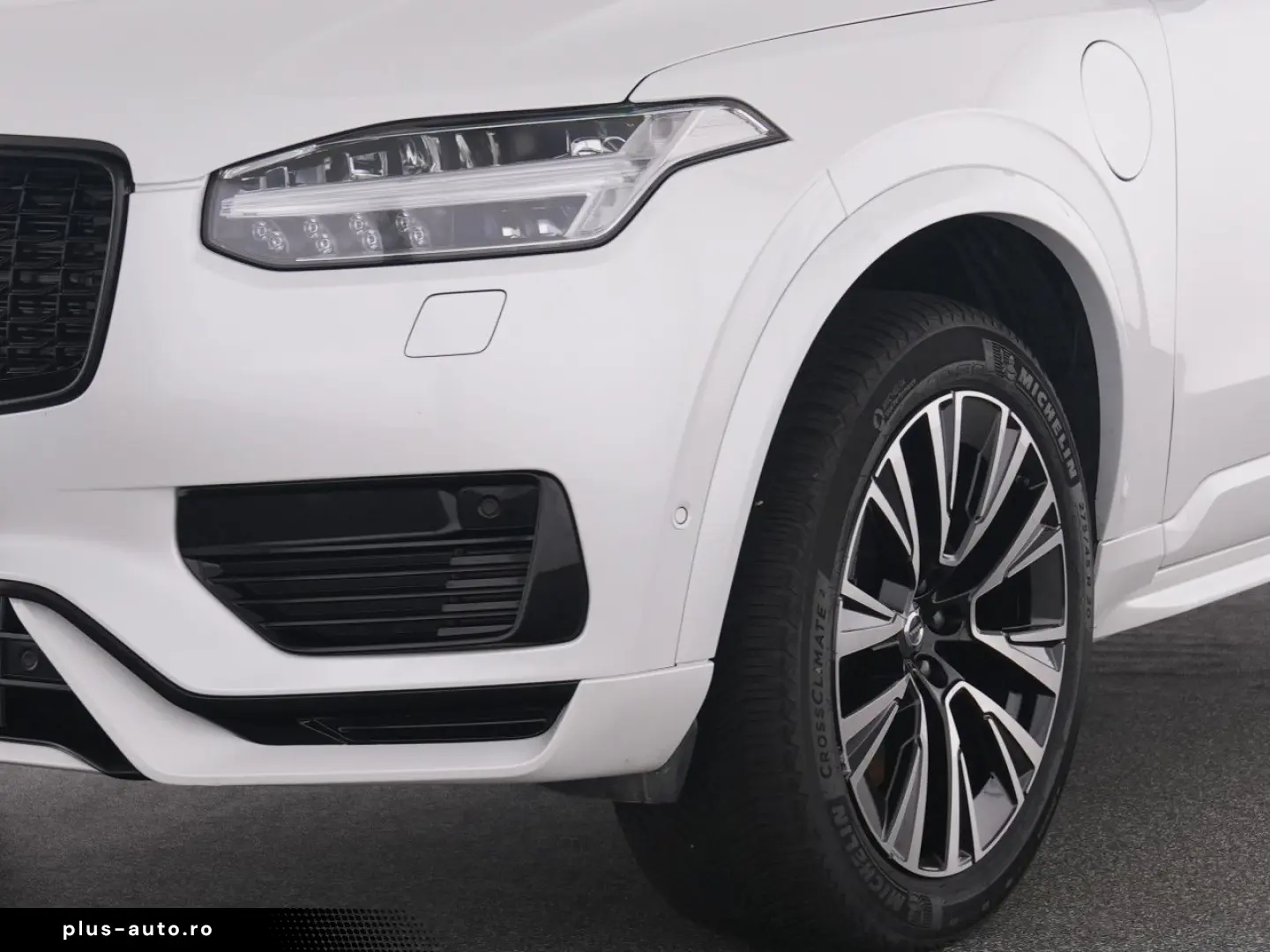 VOLVO XC90 T8 Recharge Plus Dark Plug-In 360  WINTERPA