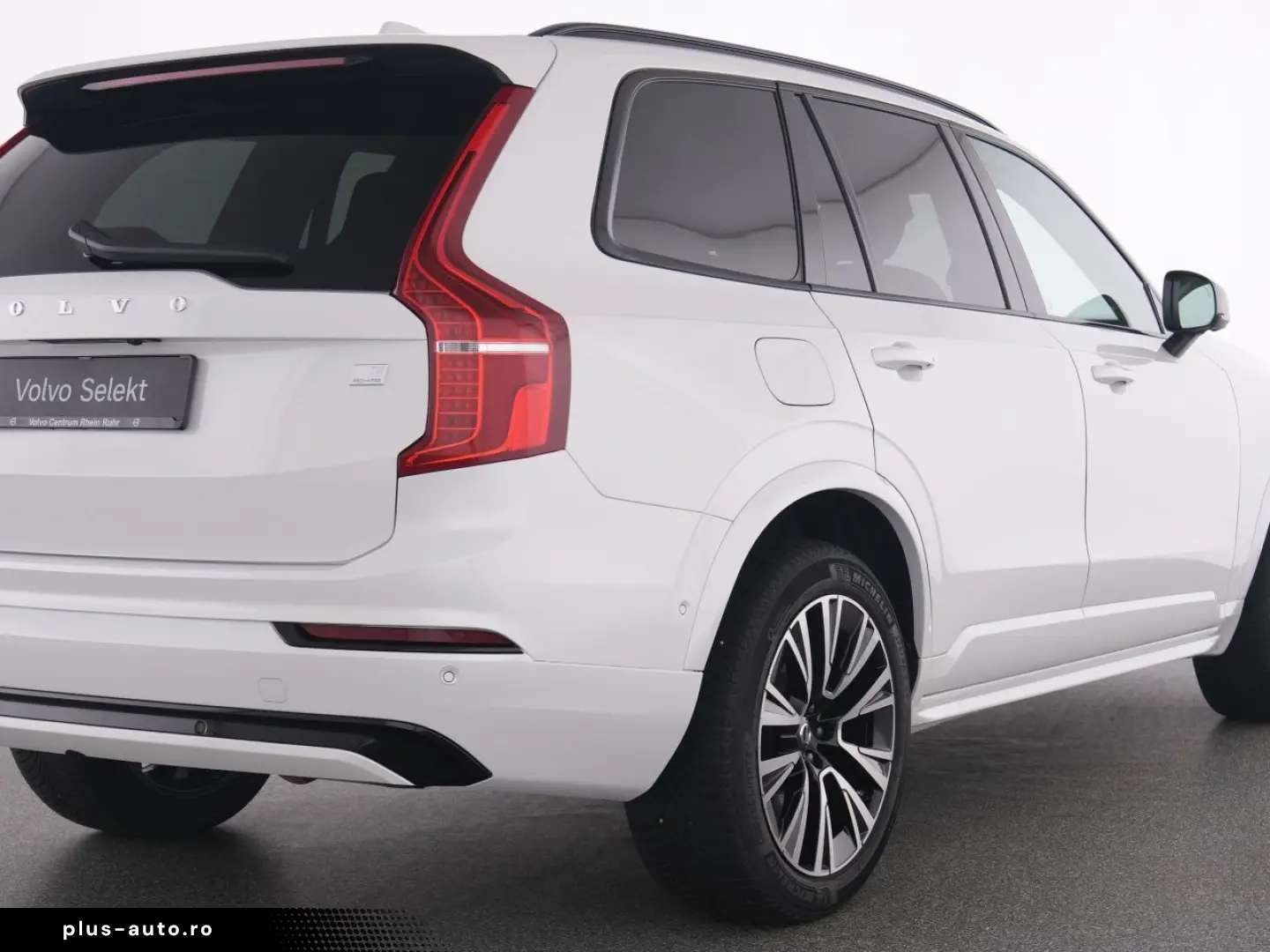 VOLVO XC90 T8 Recharge Plus Dark Plug-In 360  WINTERPA