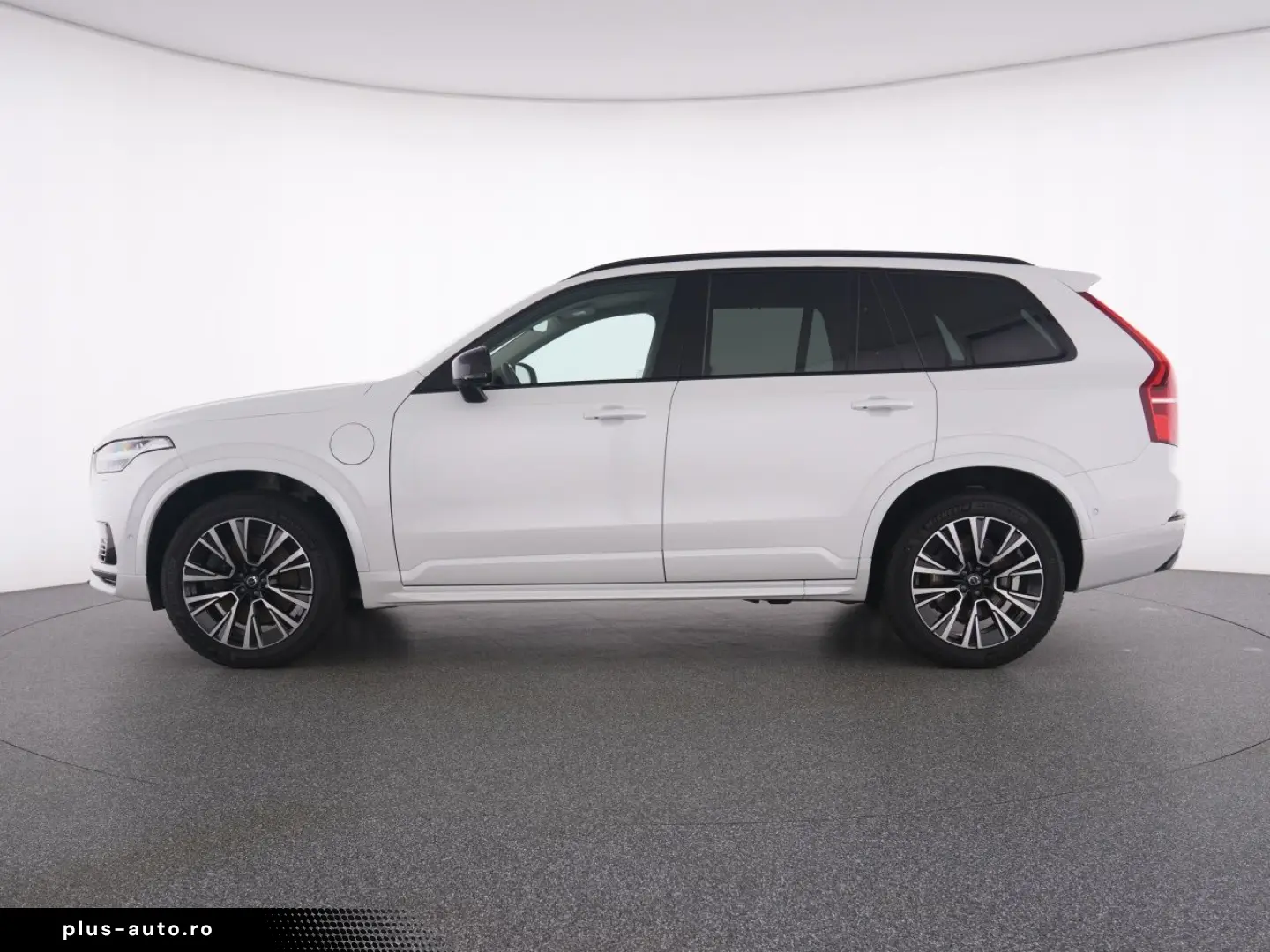 VOLVO XC90 T8 Recharge Plus Dark Plug-In 360  WINTERPA