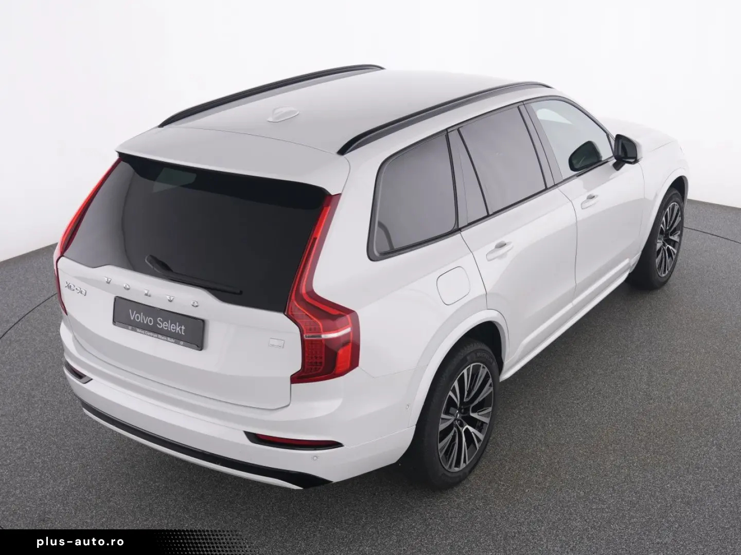 VOLVO XC90 T8 Recharge Plus Dark Plug-In 360  WINTERPA