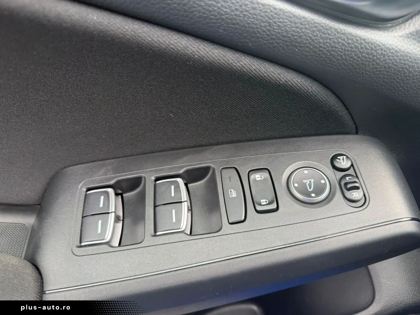 Honda CIVIC 2.0 e HEV Elegance E-CVT