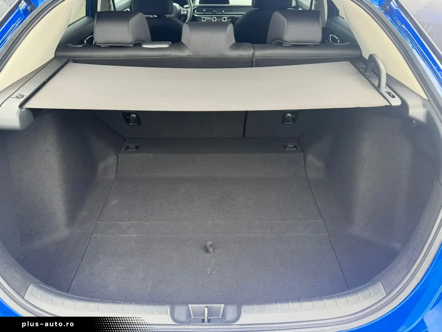 Honda CIVIC 2.0 e HEV Elegance E-CVT