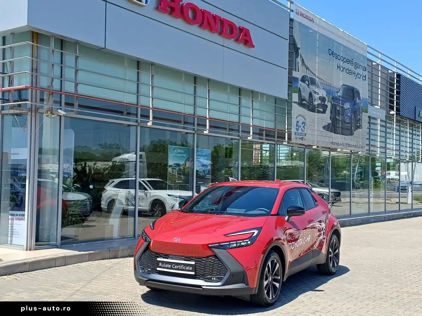 TOYOTA C-HR 2.0 hybrid 197 CP Dynamic