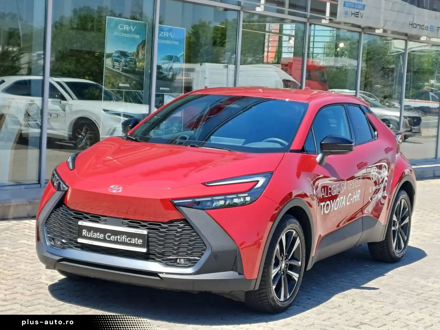 TOYOTA C-HR 2.0 hybrid 197 CP Dynamic