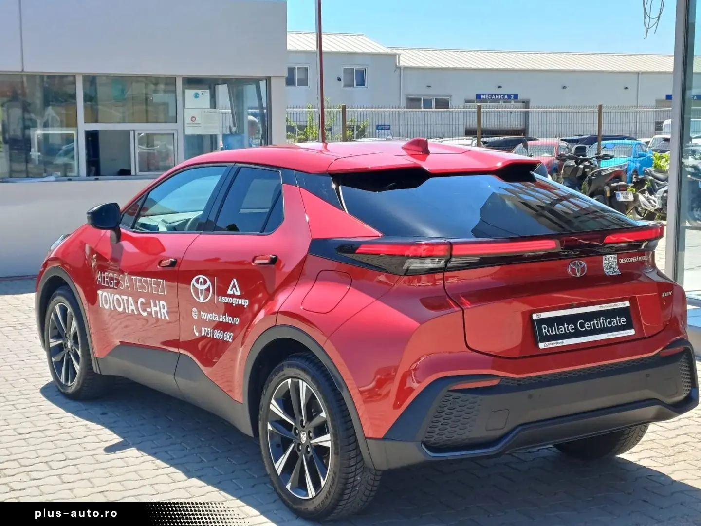 TOYOTA C-HR 2.0 hybrid 197 CP Dynamic