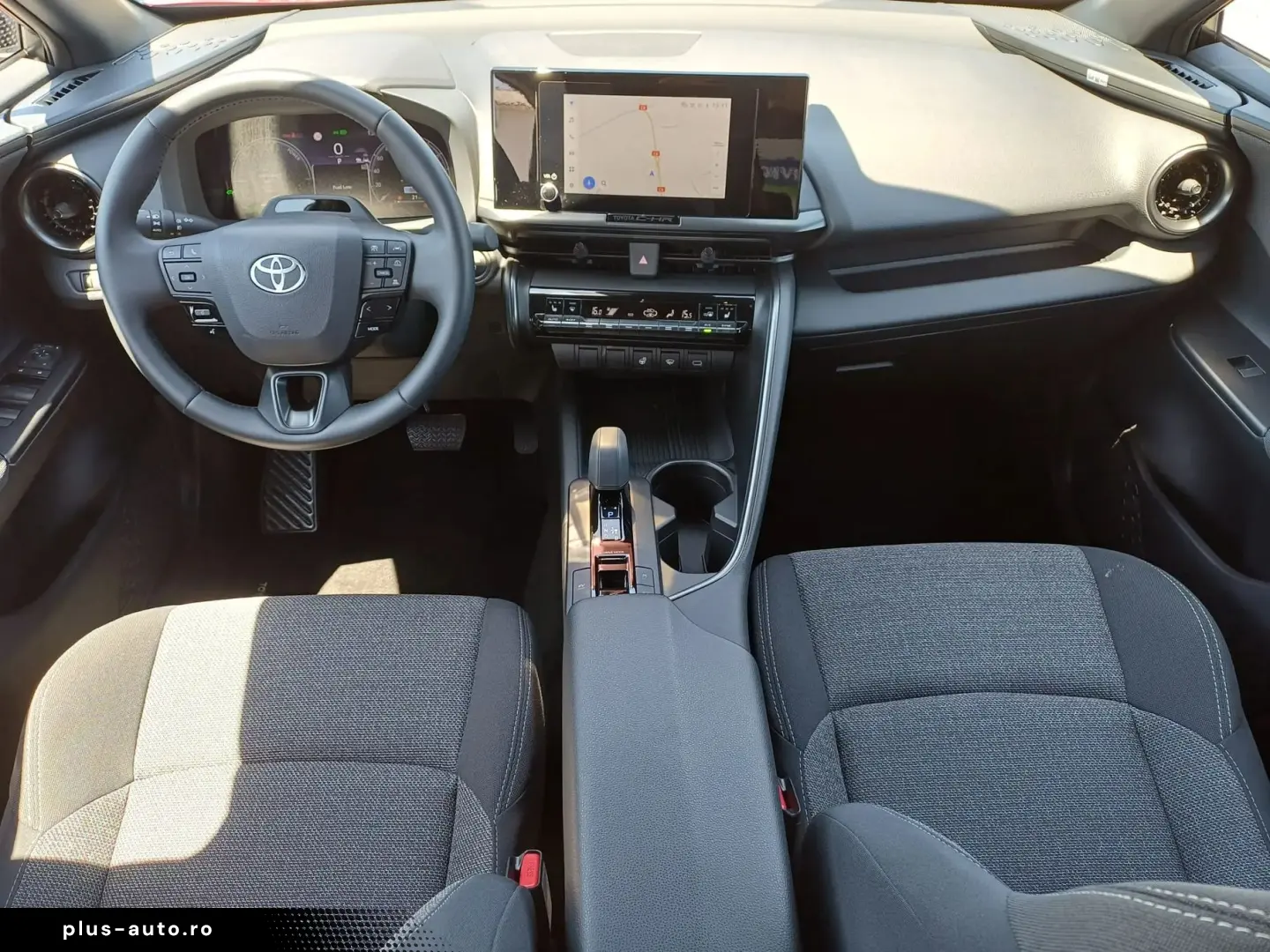 TOYOTA C-HR 2.0 hybrid 197 CP Dynamic