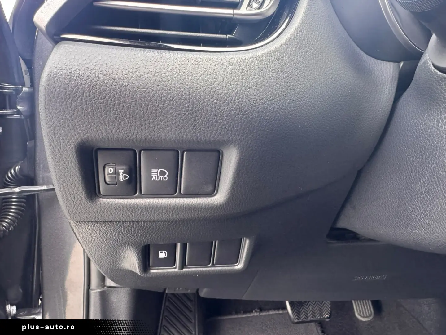 Toyota C-HR 1.8 Hybrid 122CP Core