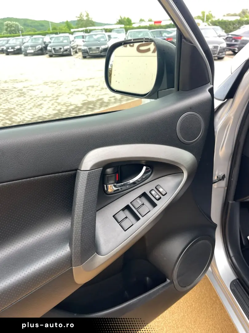 Toyota Rav-4