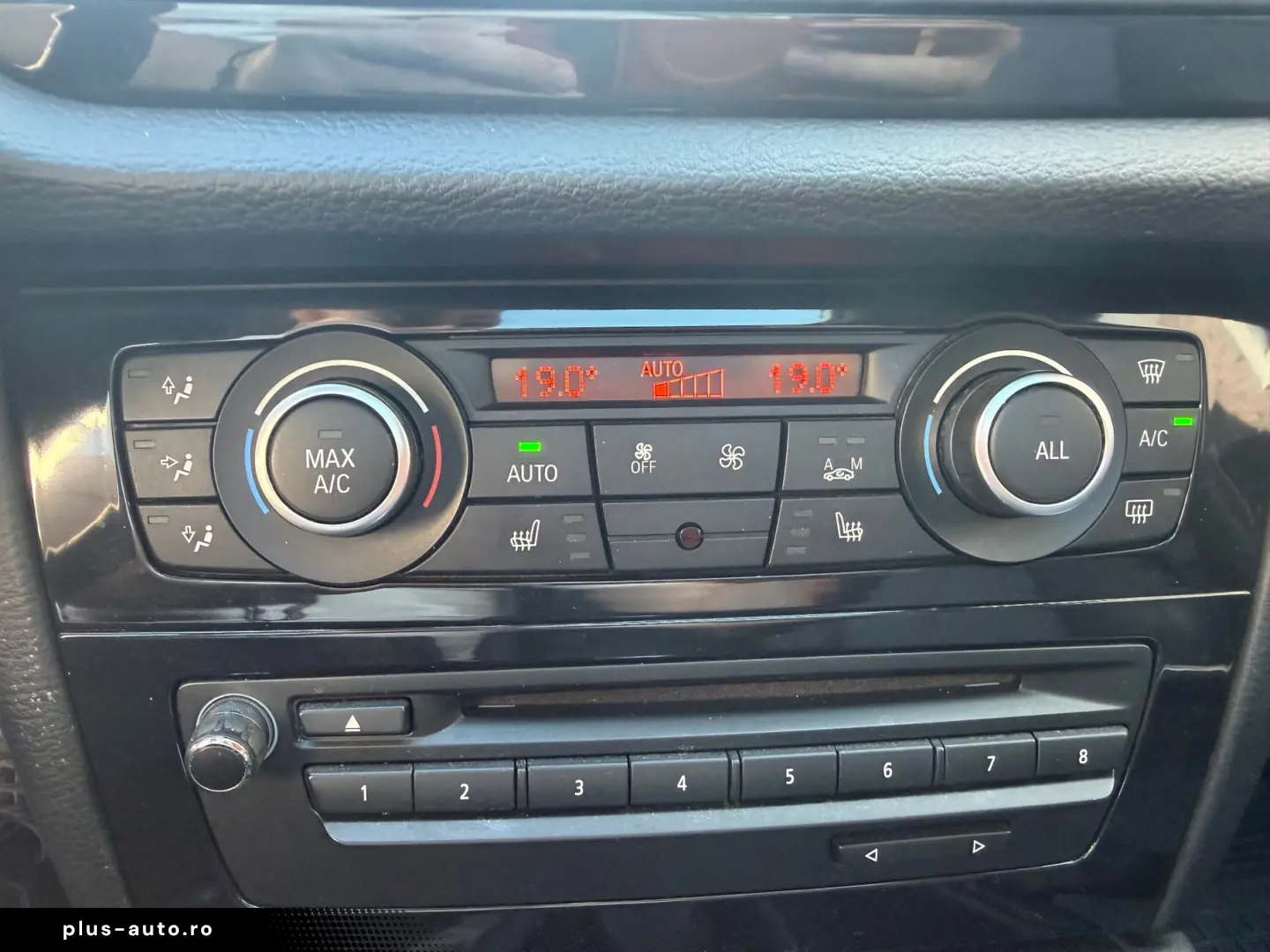 BMW X1 2012 — imagine 13