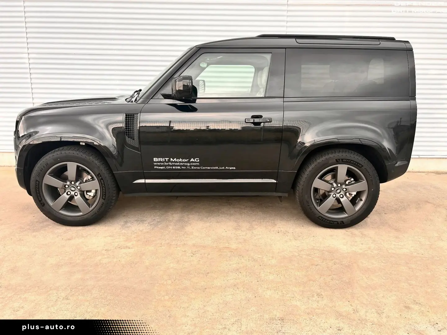 Defender 90 3.0D I6 250 CP AWD Auto MHEV X-Dynamic SE