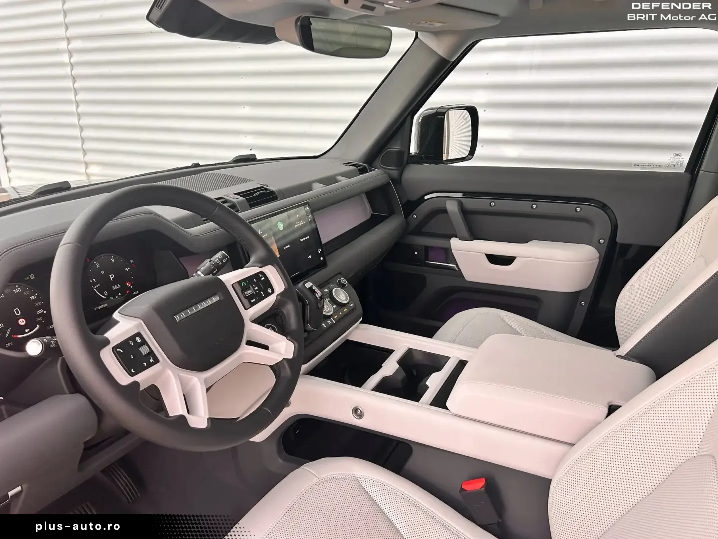 Defender 90 3.0D I6 250 CP AWD Auto MHEV X-Dynamic SE