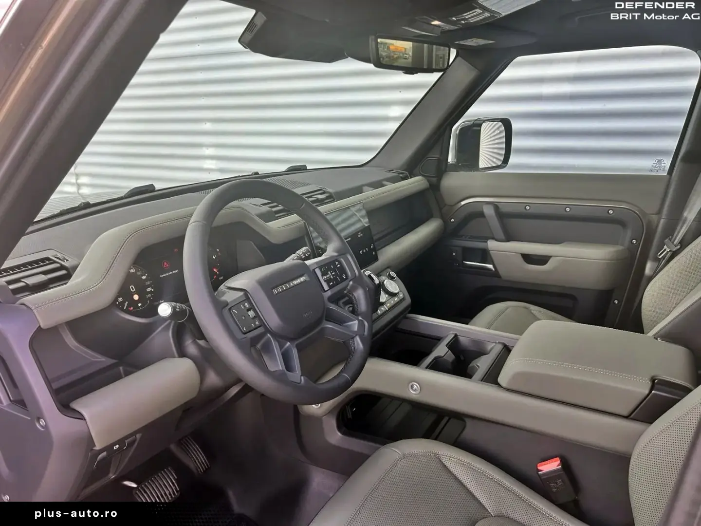 Defender 110 3.0D I6 250 CP AWD Auto MHEV X-Dynamic SE