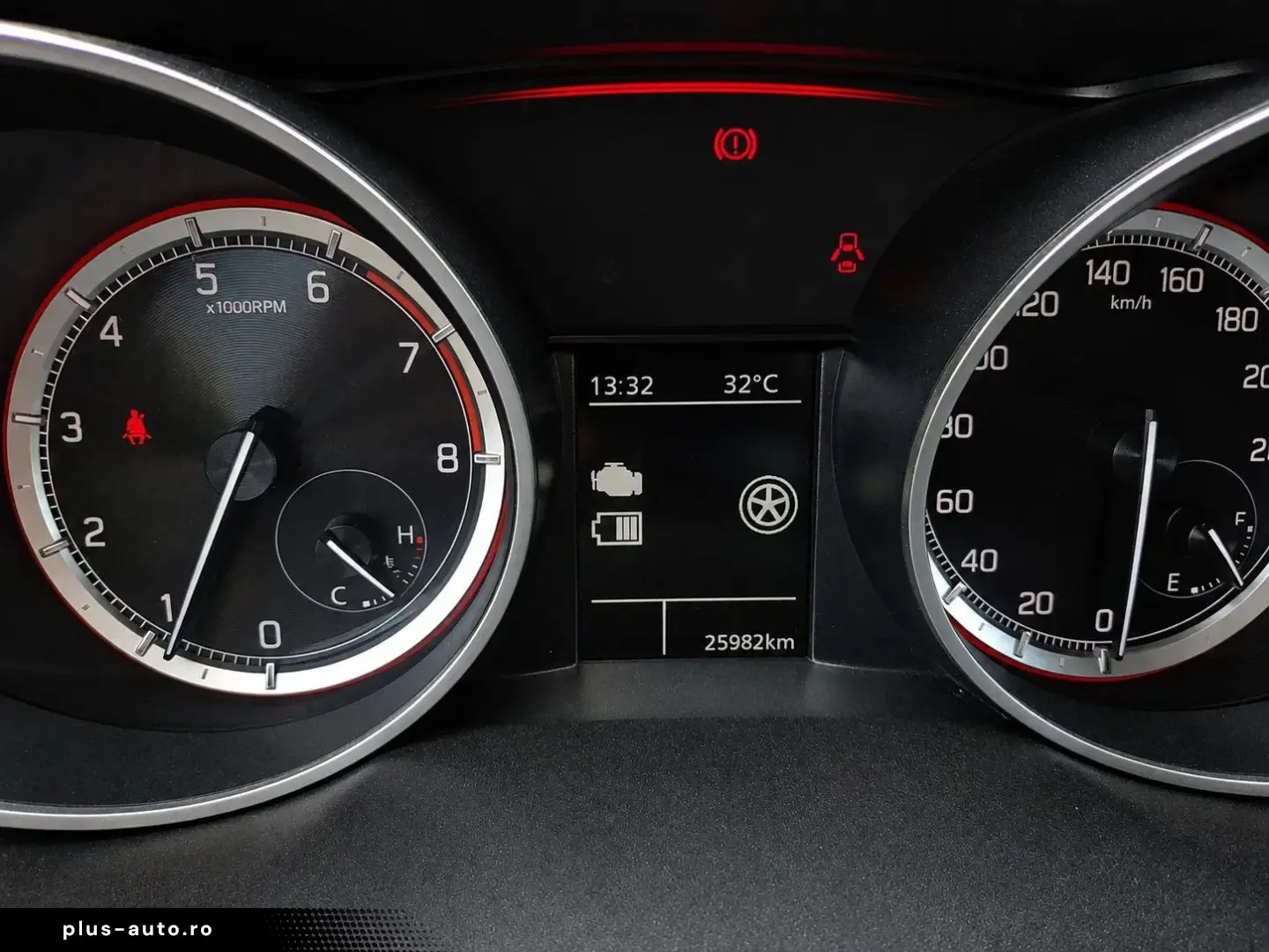 SUZUKI Swift 2022 — imagine 6