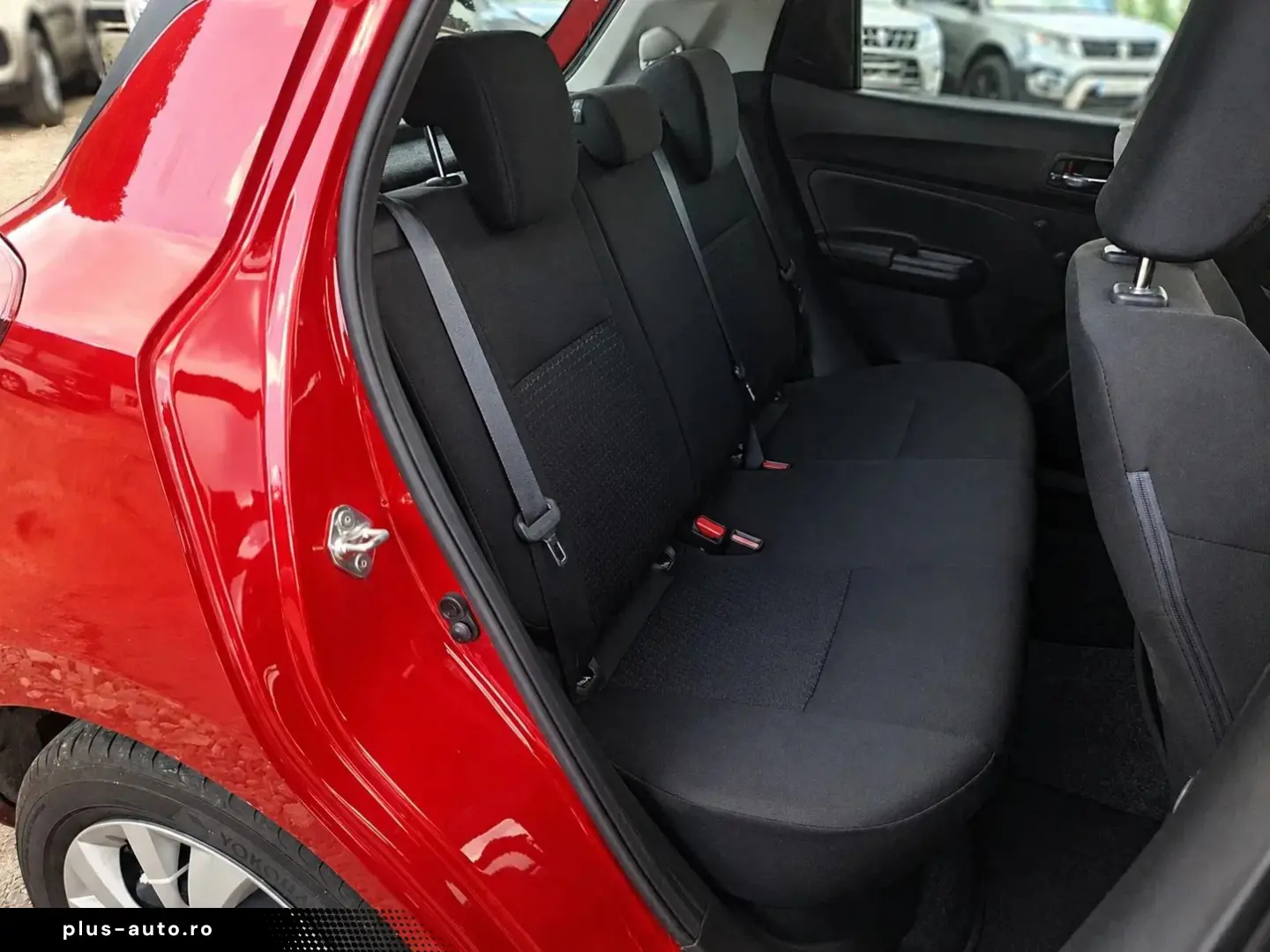 SUZUKI Swift 2022 — imagine 10