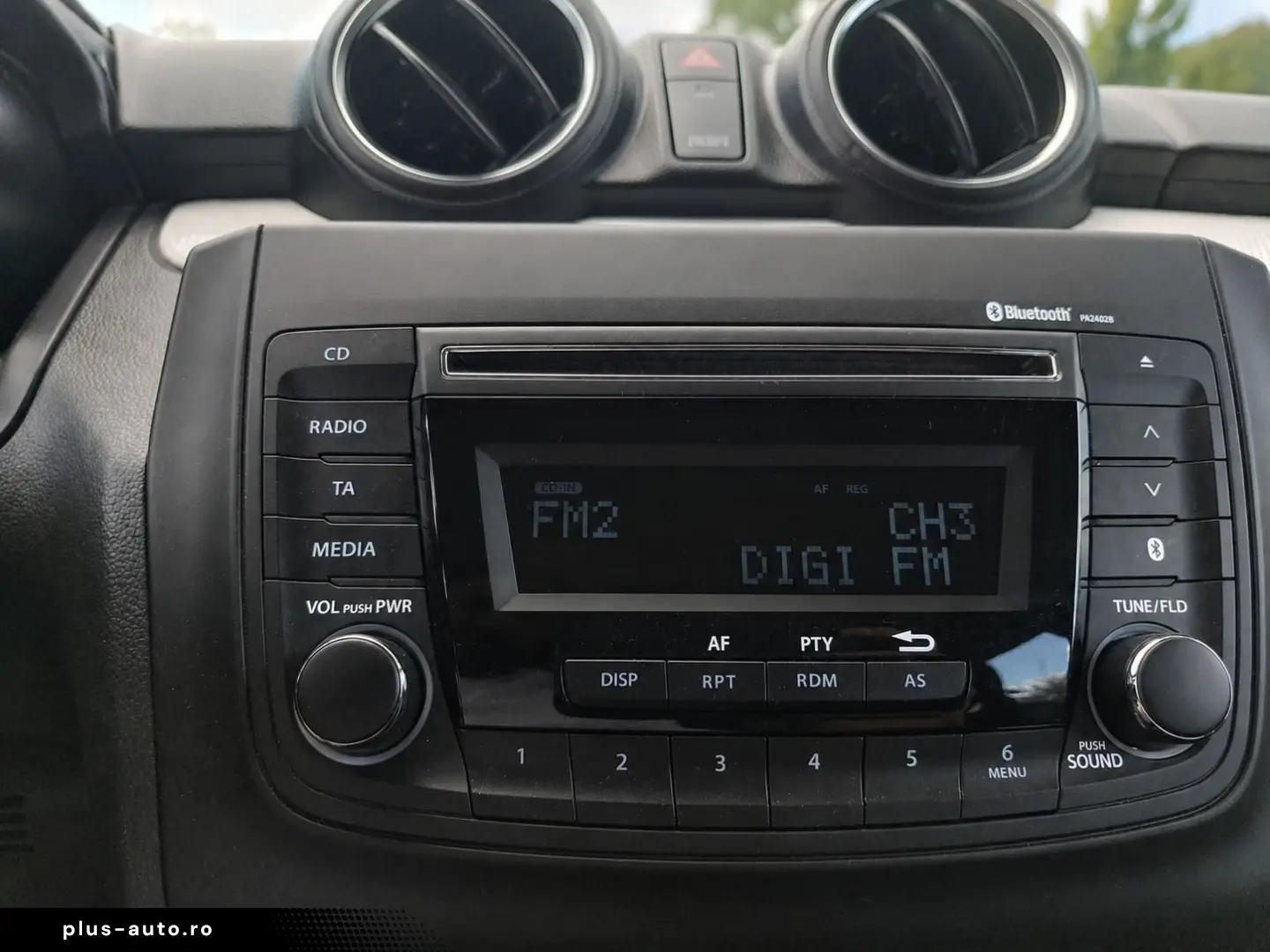 SUZUKI Swift 2022 — imagine 14