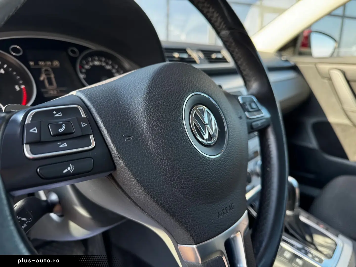 Volkswagen Passat    2.0 TDI    Automat    Scuane incalzite