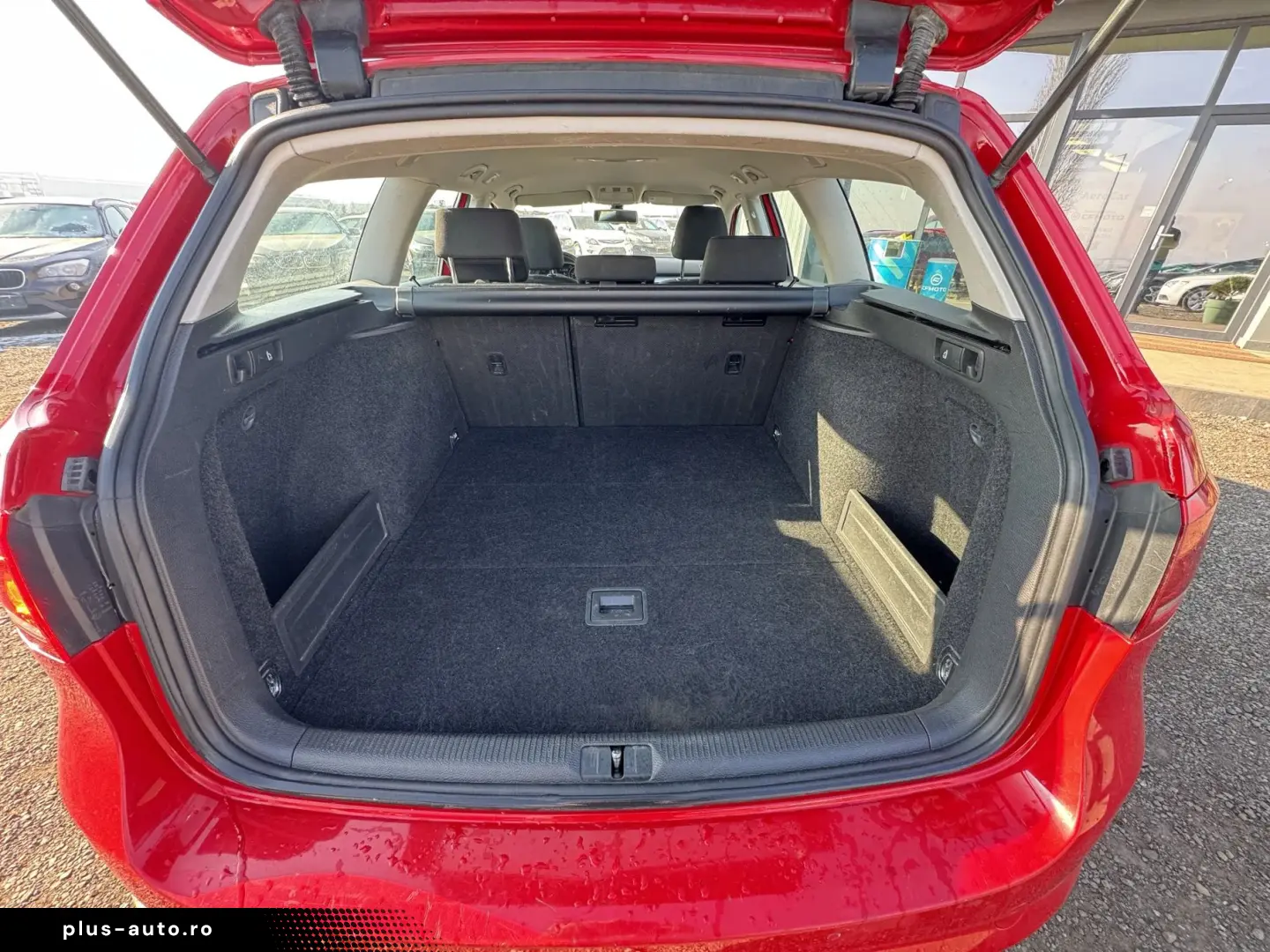 Volkswagen Passat    2.0 TDI    Automat    Scuane incalzite