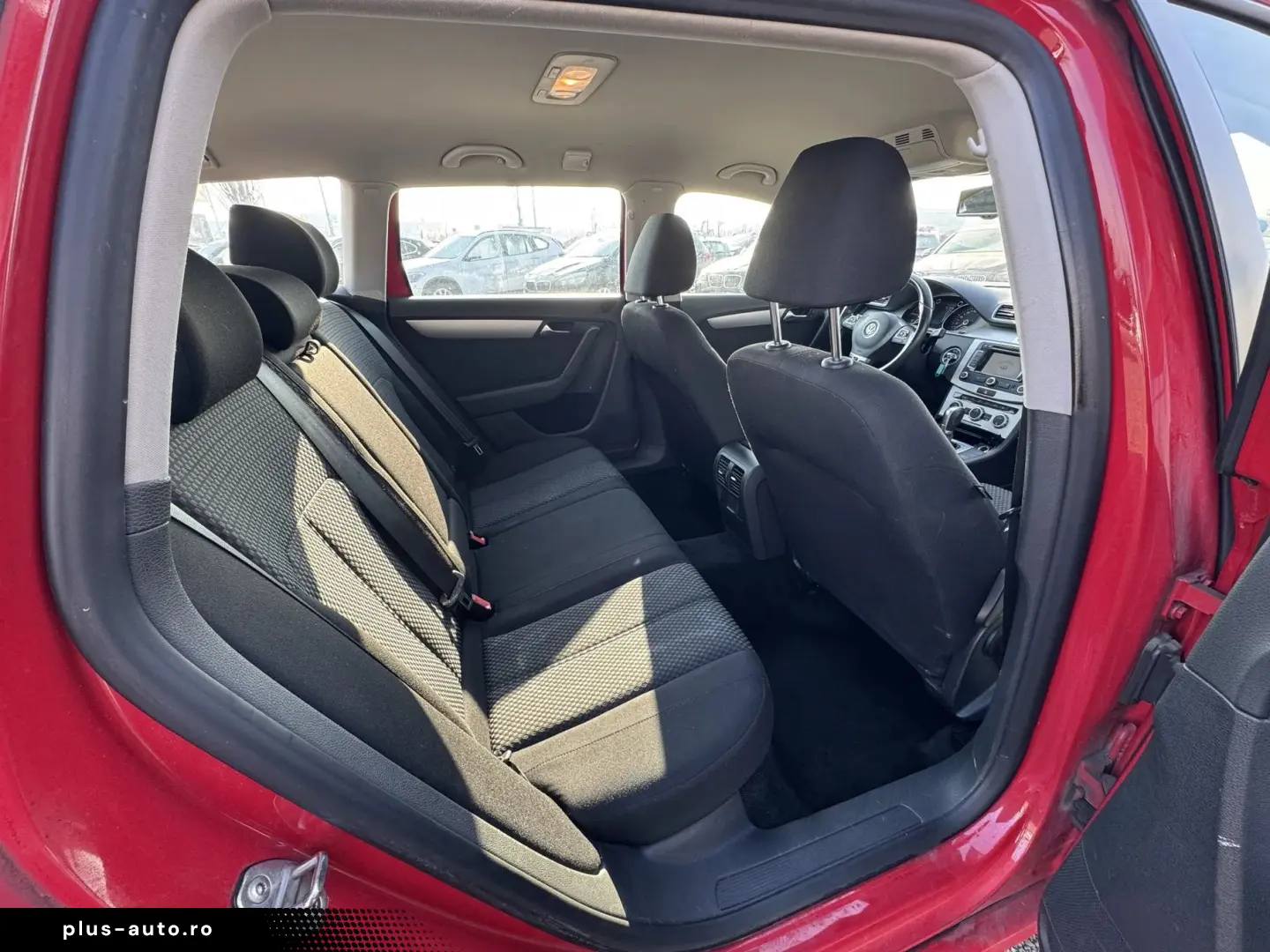 Volkswagen Passat    2.0 TDI    Automat    Scuane incalzite