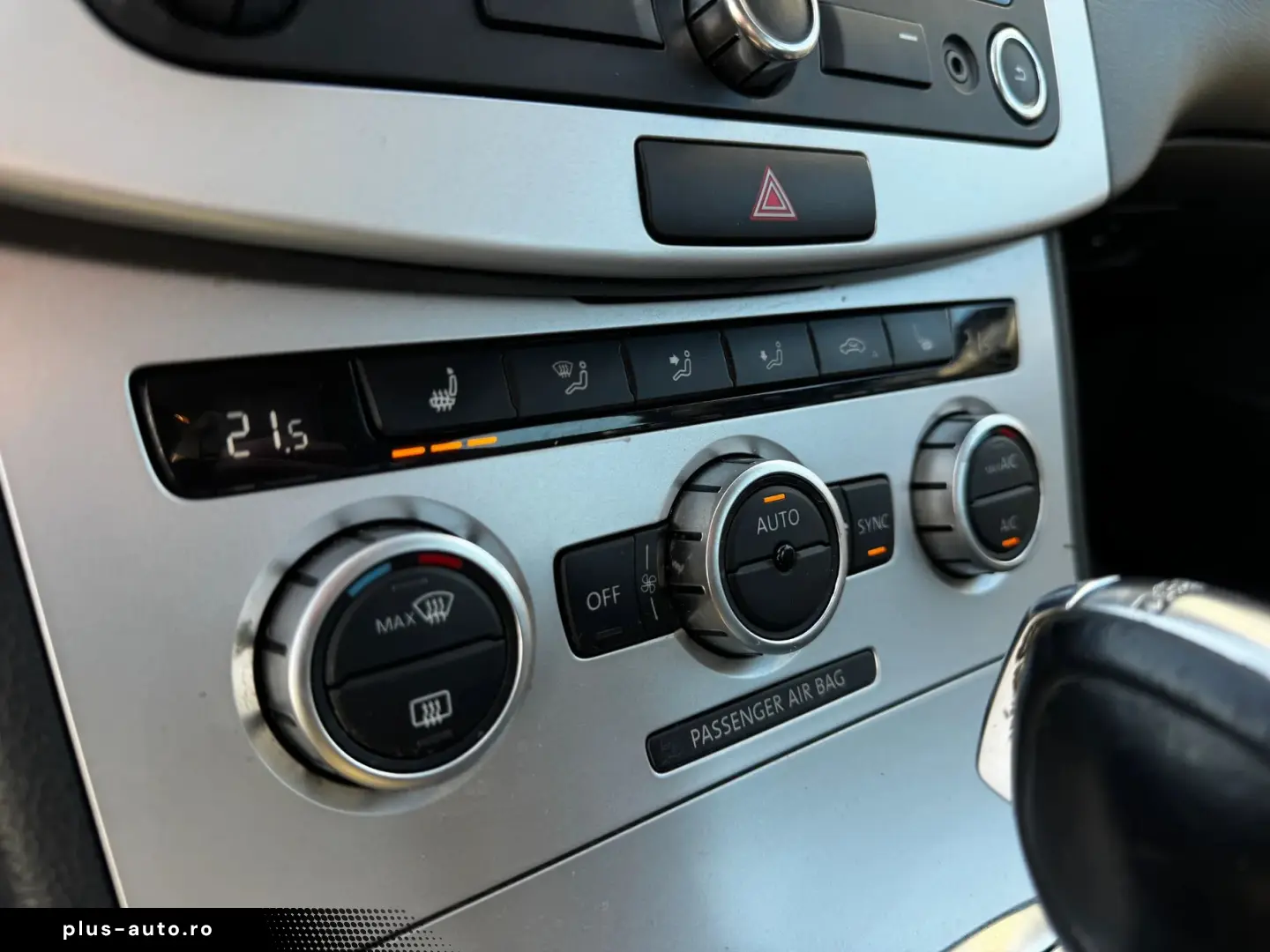 Volkswagen Passat    2.0 TDI    Automat    Scuane incalzite
