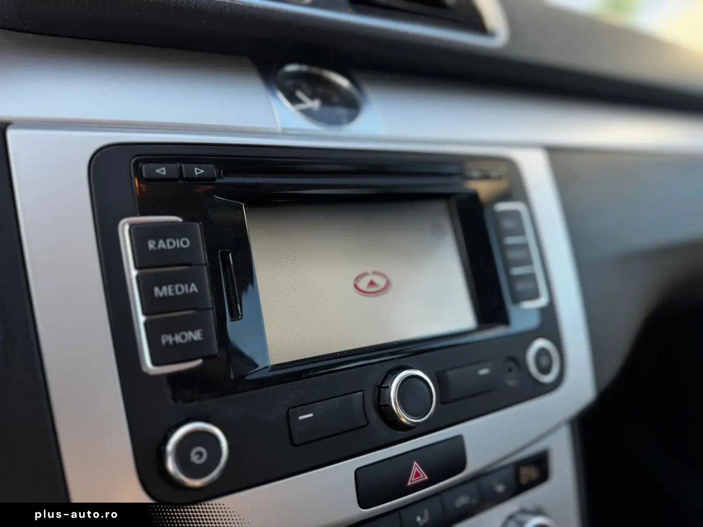 Volkswagen Passat    2.0 TDI    Automat    Scuane incalzite