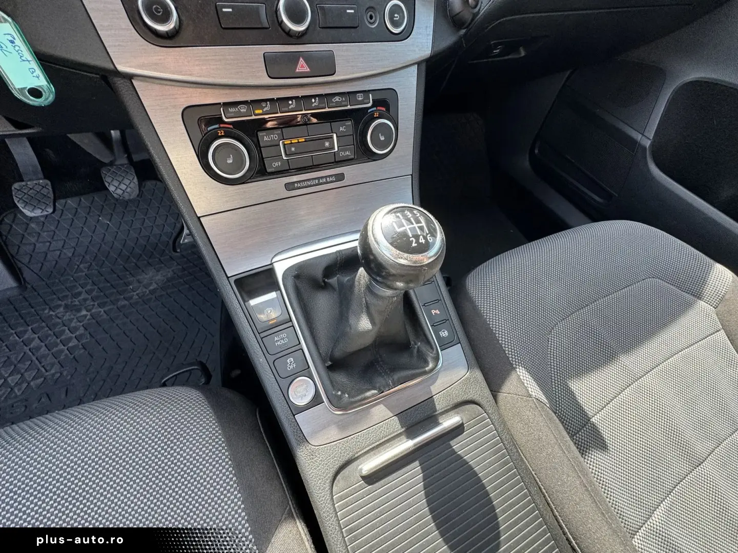 Volkswagen Passat    1.4 TSI    Navigatie    Scaune ventilat