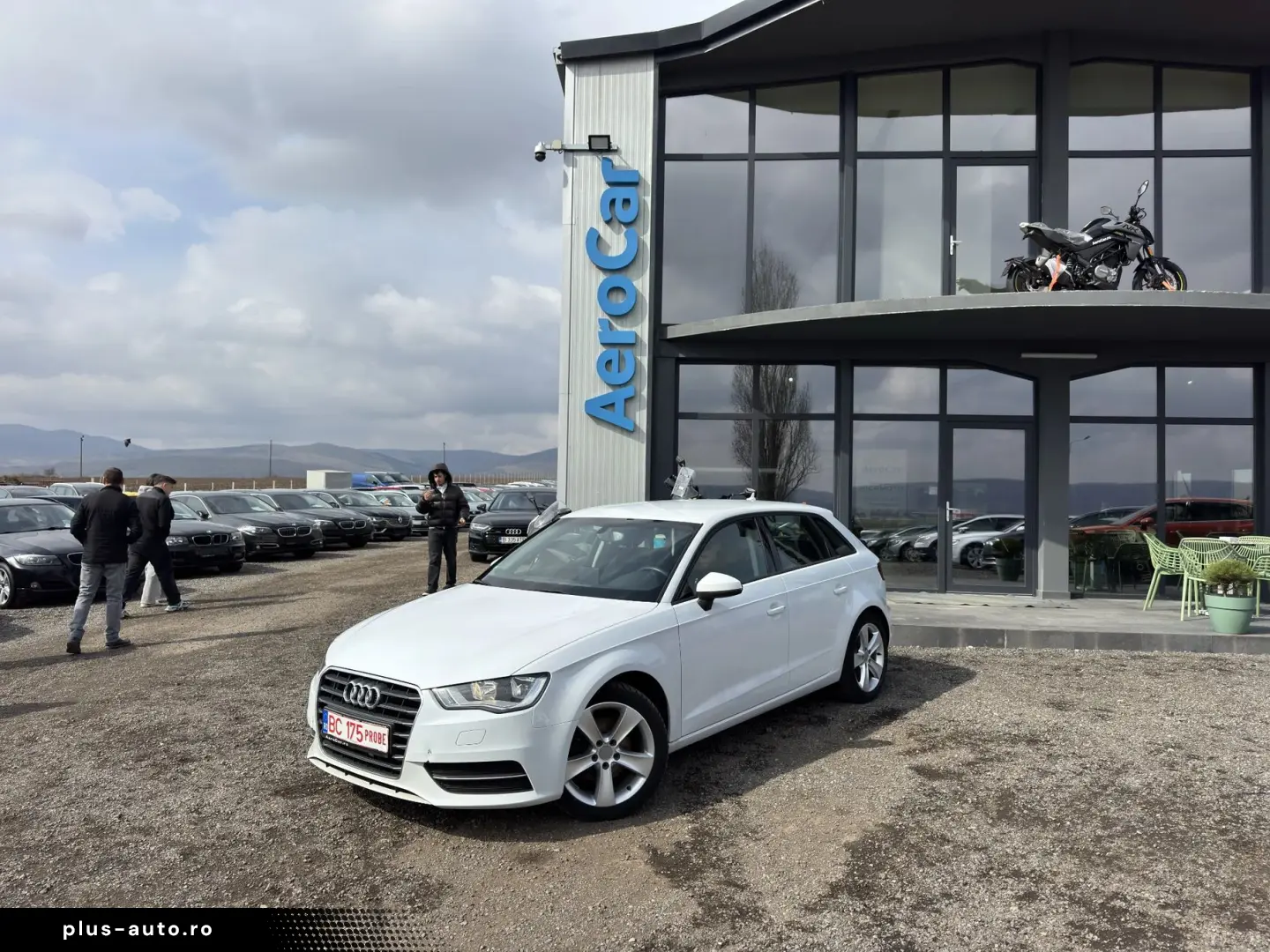 Audi A3 Sportback    Automat    Navigatie    Scuane incalzit
