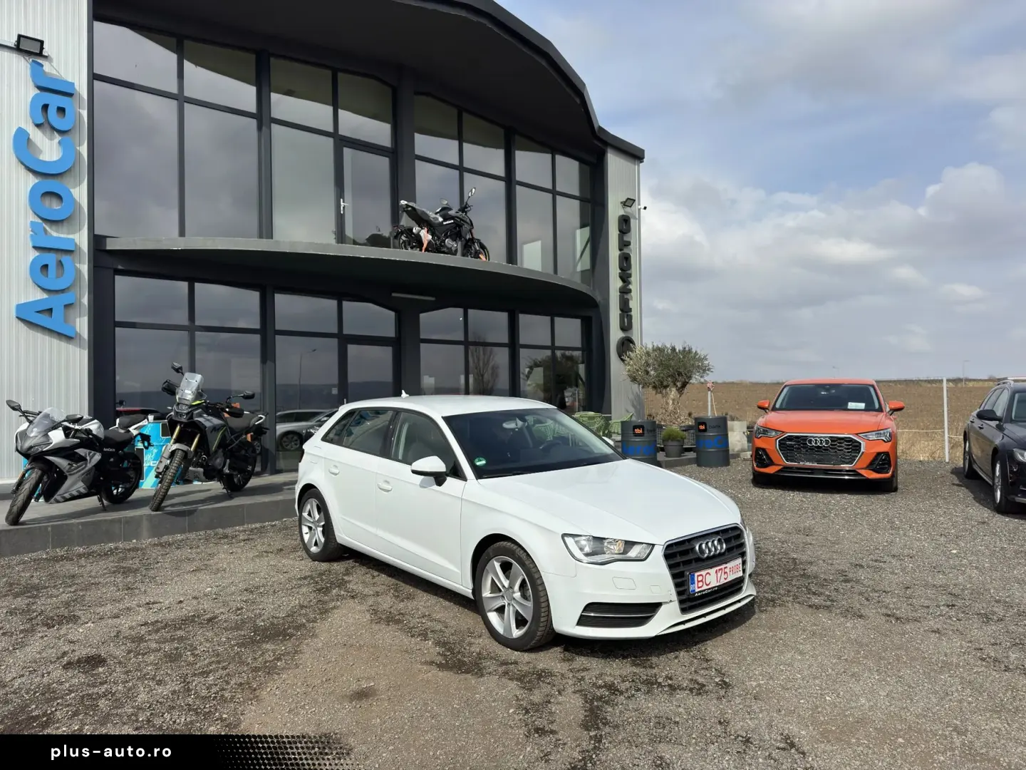 Audi A3 Sportback    Automat    Navigatie    Scuane incalzit