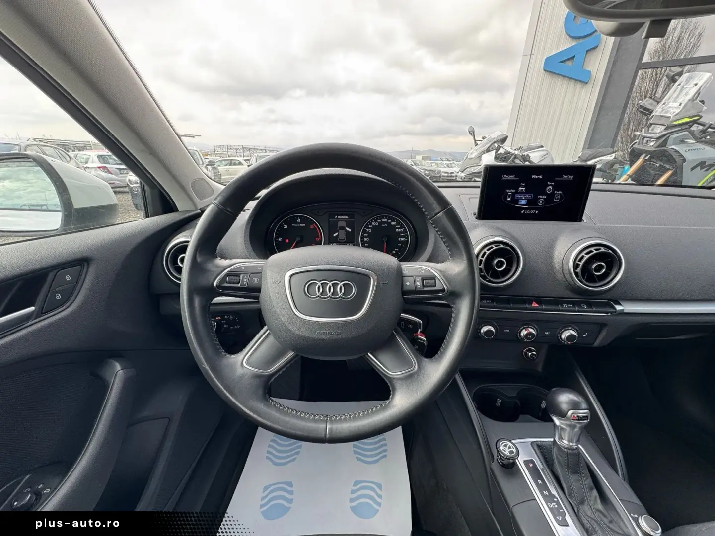 Audi A3 Sportback    Automat    Navigatie    Scuane incalzit