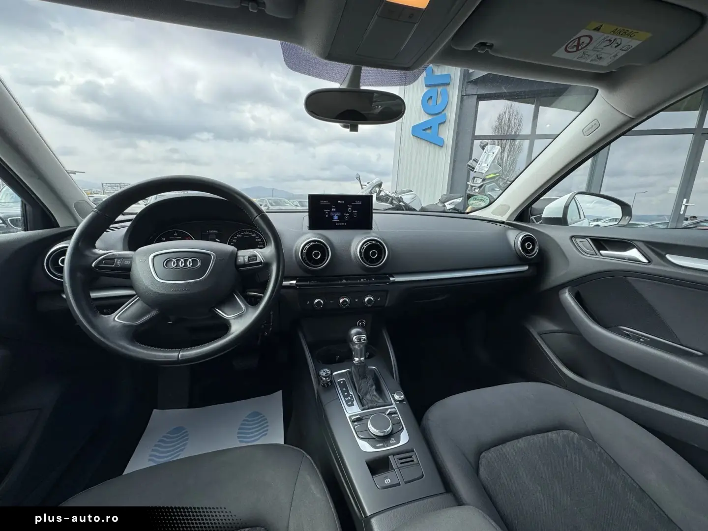 Audi A3 Sportback    Automat    Navigatie    Scuane incalzit