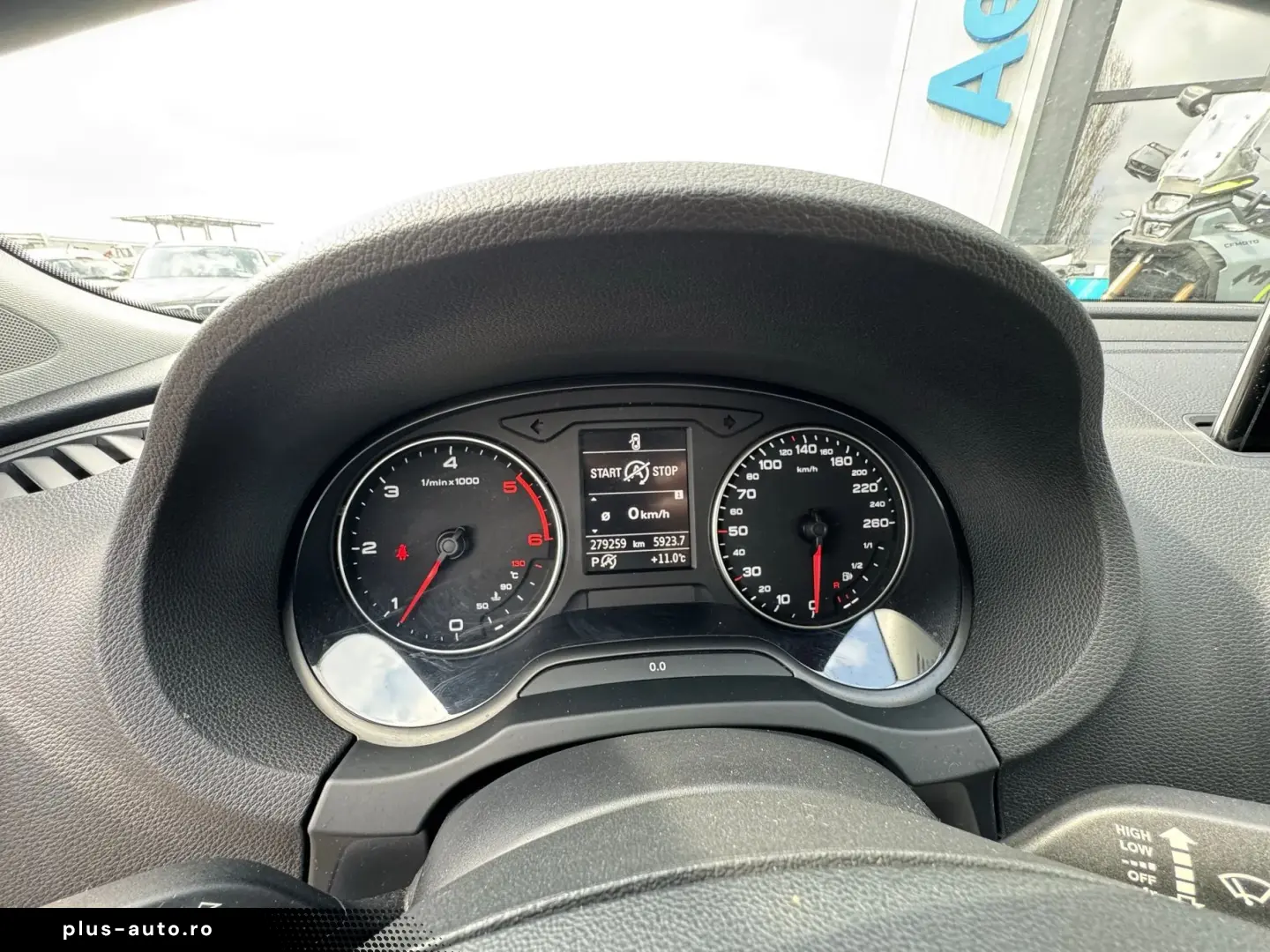Audi A3 Sportback    Automat    Navigatie    Scuane incalzit