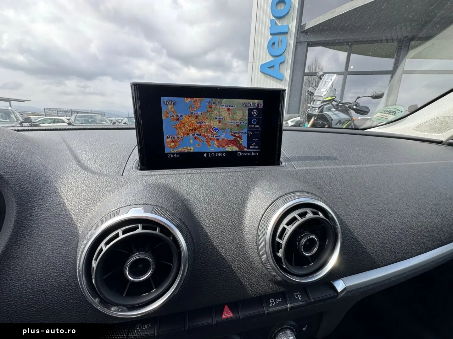 Audi A3 Sportback    Automat    Navigatie    Scuane incalzit