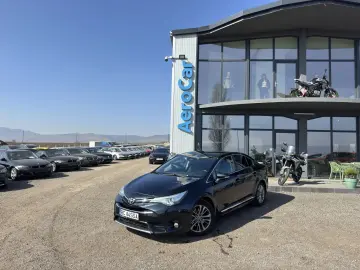 Toyota Avensis    2.0d    Navigatie    Scaune incalzite