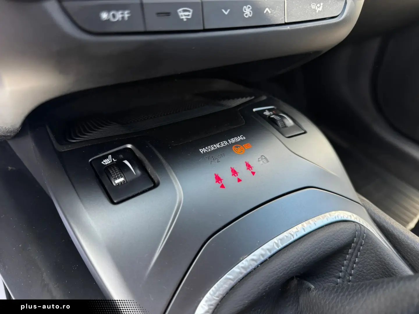Toyota Avensis    2.0d    Navigatie    Scaune incalzite