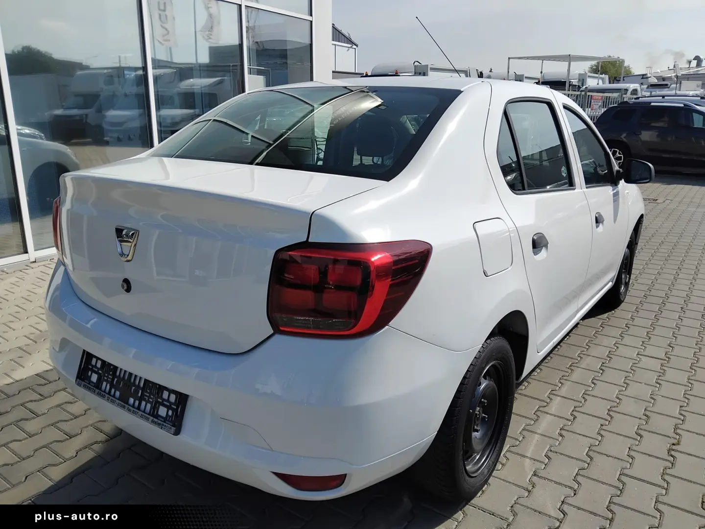 DACIA Logan 2018 — imagine 4