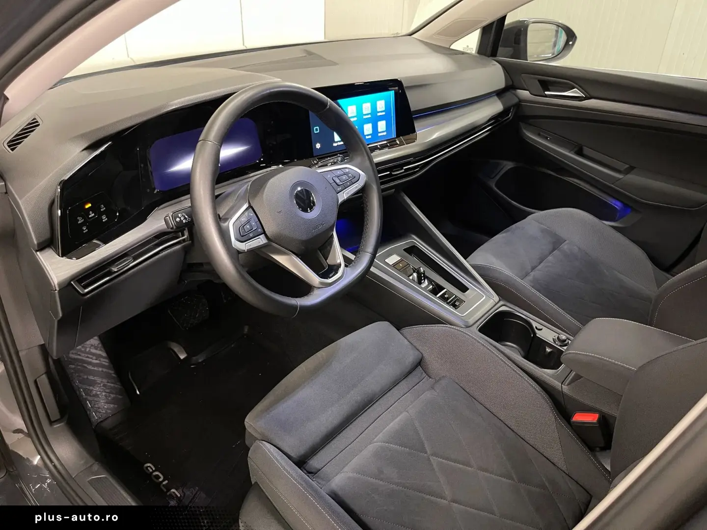 VOLKSWAGEN Golf 2021 — imagine 36