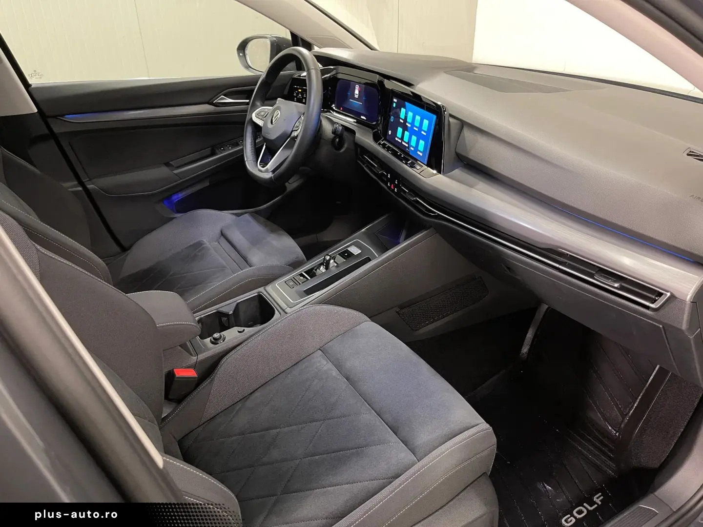 VOLKSWAGEN Golf 2021 — imagine 42