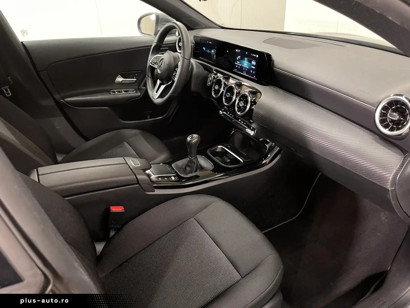 Mercedes-Benz Cla-200