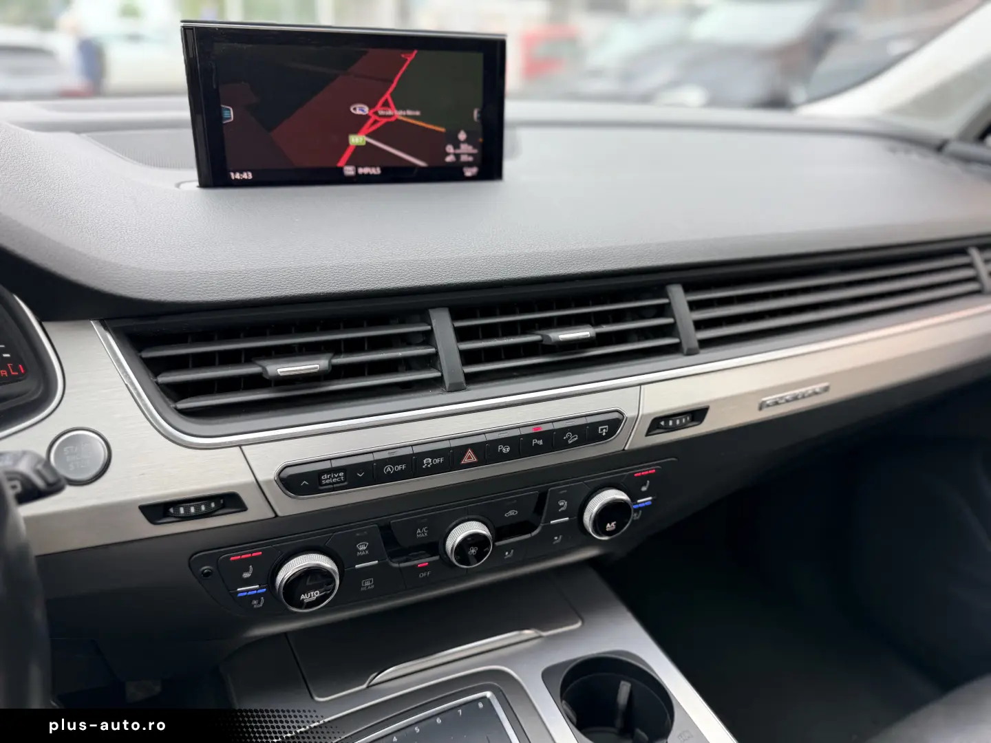 AUDI Q7 2015 — imagine 28