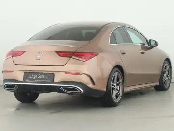 MERCEDES-BENZ CLA 250 AMG LED Sound Navi Sitzhzg Kam…