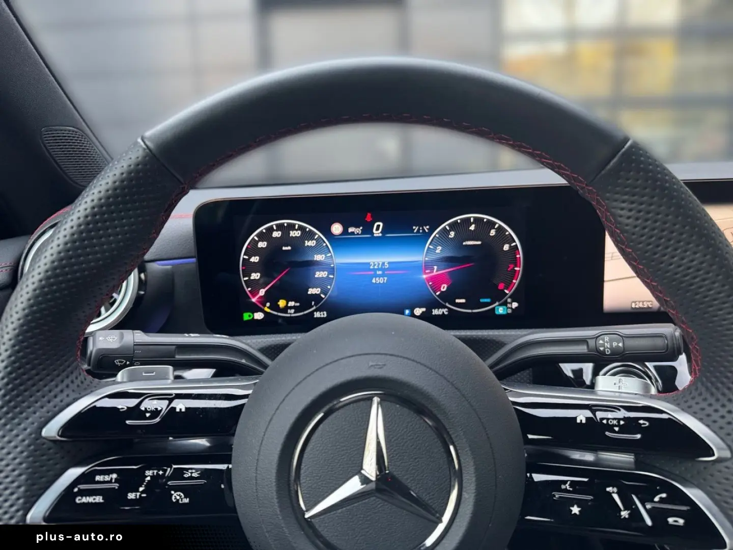 MERCEDES-BENZ CLA 200 Edition AMG NIGHT HANDS-FREE PARK 360